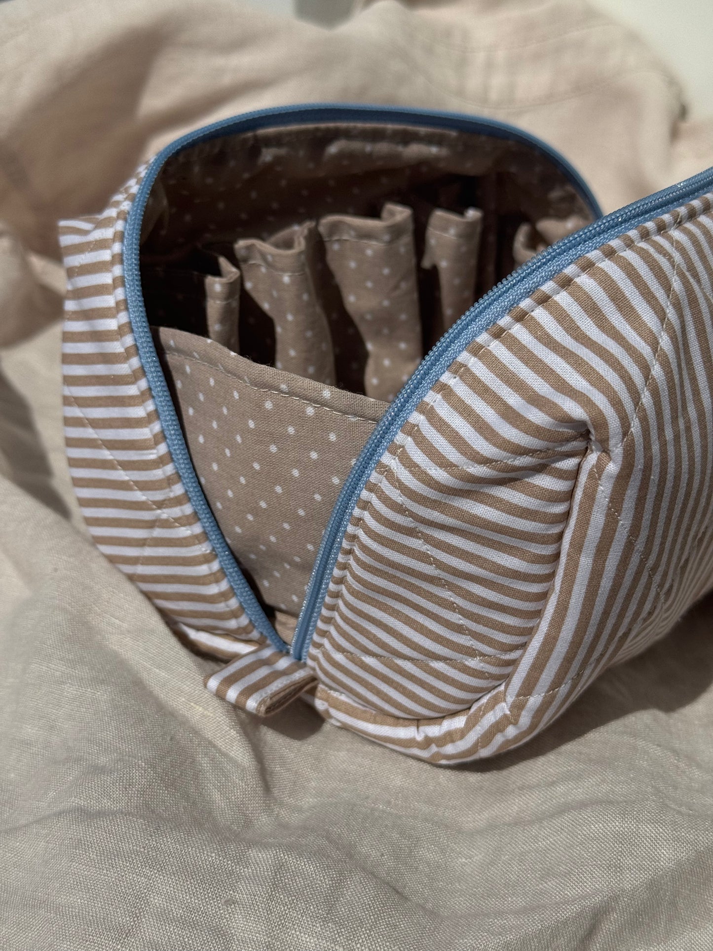 Fold Open Pouch