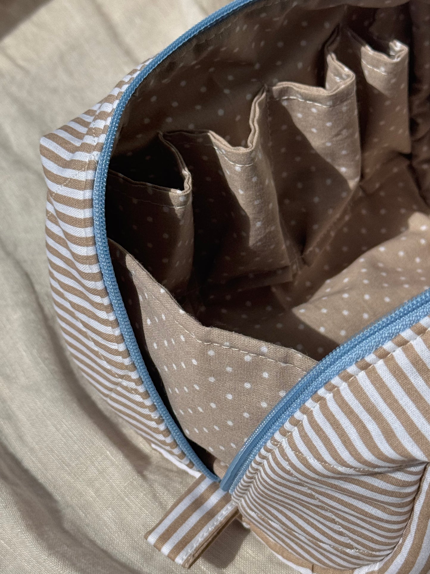Fold Open Pouch